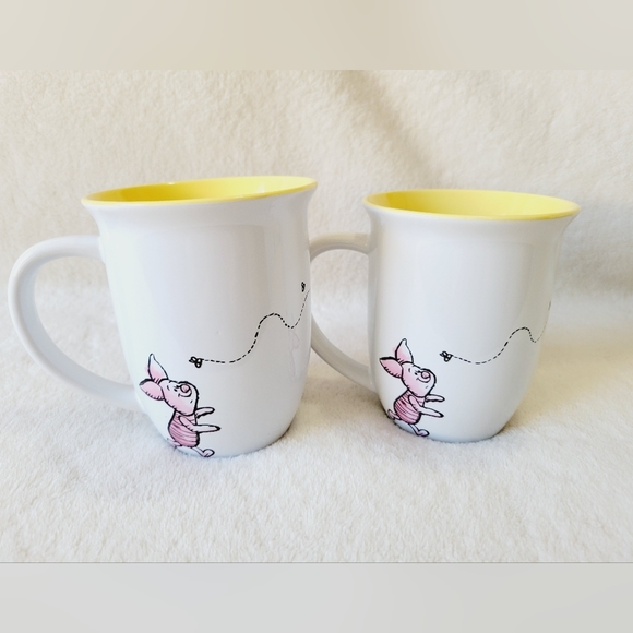 ✨️✨️SOLD✨️✨️🍯DISNEY Winnie-the-Pooh set of 2 coffee/ tea mugs 🍯 - Picture 5 of 6